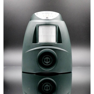 Cleanrth TSBR620 Super Advanced Sonic/Ultrasonic Bird Repeller w/Triple Scan Technology